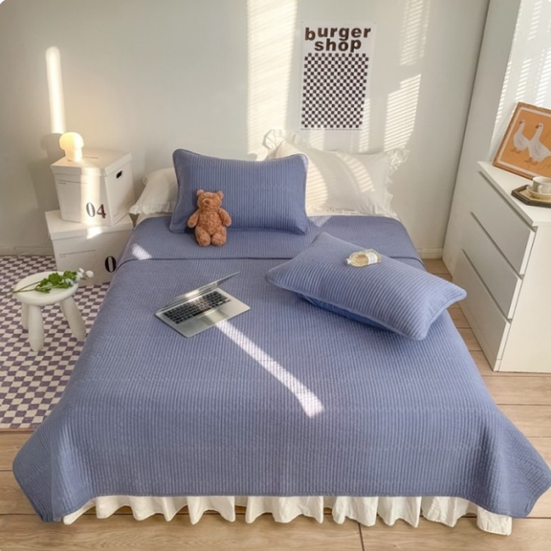 Quilted Lacus solidum lectum operimentum set