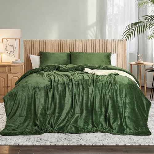 Silva Green holoserica consolator pone - Ultra Mollis Quilted 3-Piece Stramenta Set